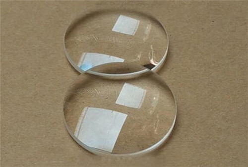 精密激光切割機在高清鏡片行業(yè)的應(yīng)用