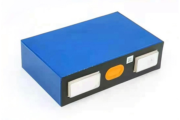 激光清洗動力電池表面藍膜，助力電池行業高速發展