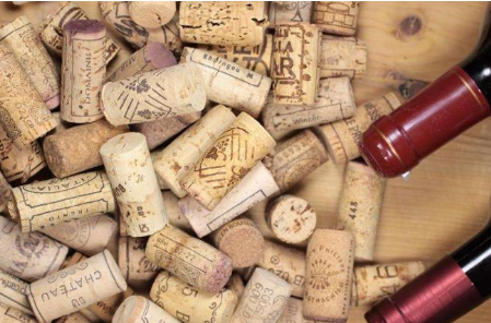 CO2激光打標機打紅酒瓶塞