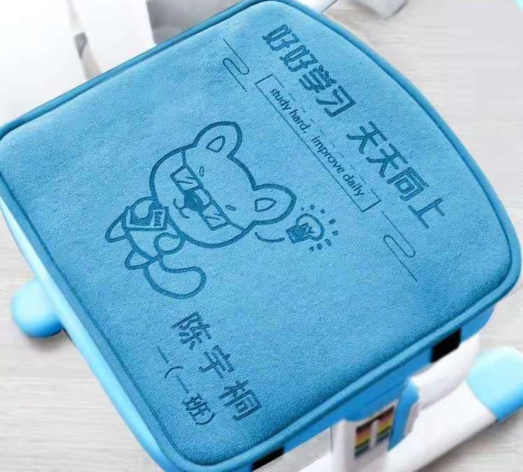 當(dāng)激光打標(biāo)機(jī)機(jī)遇到坐墊，故事開始了......