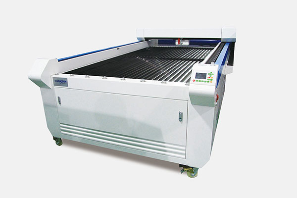 激光裁床價格，激光裁床多少錢？